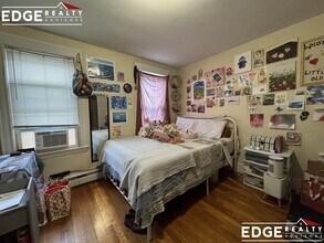 144 Nonantum St in Boston, MA - Foto de edificio - Building Photo
