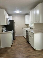8800 Circle Dr in Rural Hall, NC - Building Photo - Building Photo