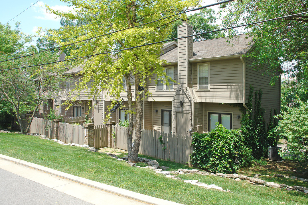 Orleans Park in Nashville, TN - Building Photo