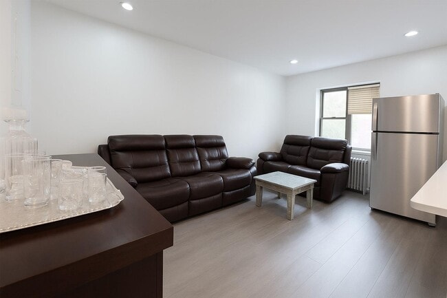 property at 139-08 85th Dr