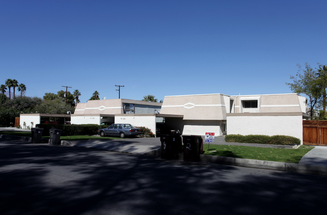 74090-74100 Chicory St in Palm Desert, CA - Building Photo