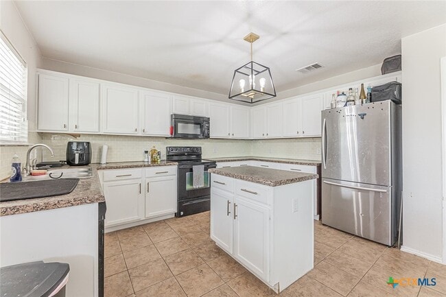 9013 Devonshire Ct