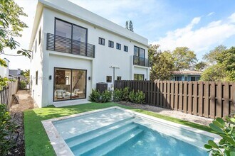 4715 N Miami Ave in Miami, FL - Building Photo - Building Photo