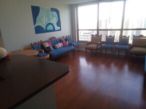 405 N WABASH, Unit 4401 in Chicago, IL - Foto de edificio - Building Photo