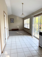 2049 Foxtail Dr in Aurora, IL - Building Photo - Building Photo