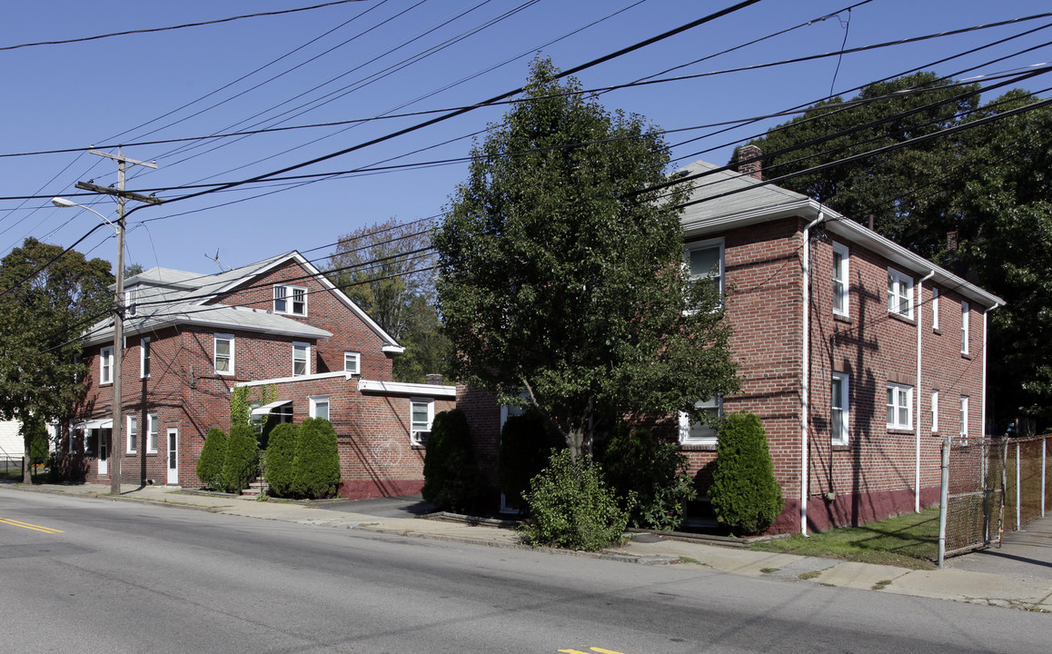 115-127 Copeland St in Quincy, MA - Foto de edificio