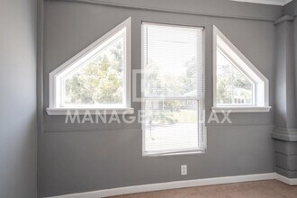 1011 Alderside St in Jacksonville, FL - Building Photo - Building Photo