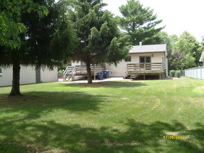 615 Brooks Pl, Unit 615 in Wausau, WI - Foto de edificio - Building Photo