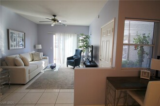 2201 Ramsgate Dr in Henderson, NV - Building Photo - Building Photo