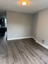 7820 Formosa Way in Pittsburgh, PA - Building Photo - Building Photo