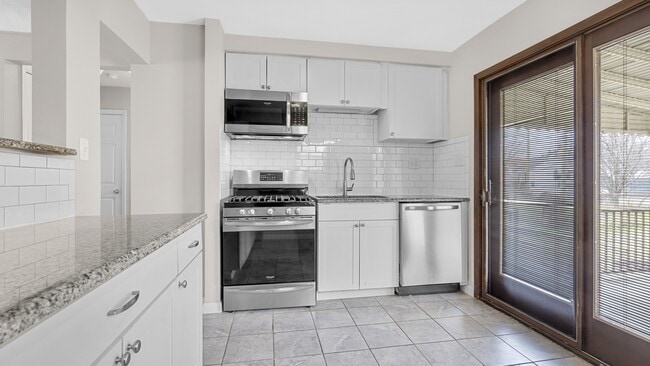 2162 Champaign Rd in Lincoln Park, MI - Building Photo - Building Photo