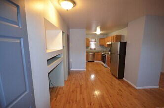 258 Rakoczy Ave in Fairfield, CT - Foto de edificio - Building Photo