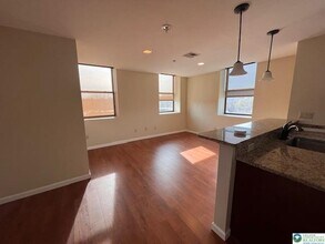 528 N New St in Bethlehem, PA - Building Photo - Building Photo