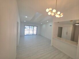 205 Foxtail Dr in Greenacres, FL - Building Photo