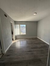 2617 Lakemoor Pl in West Covina, CA - Foto de edificio - Building Photo