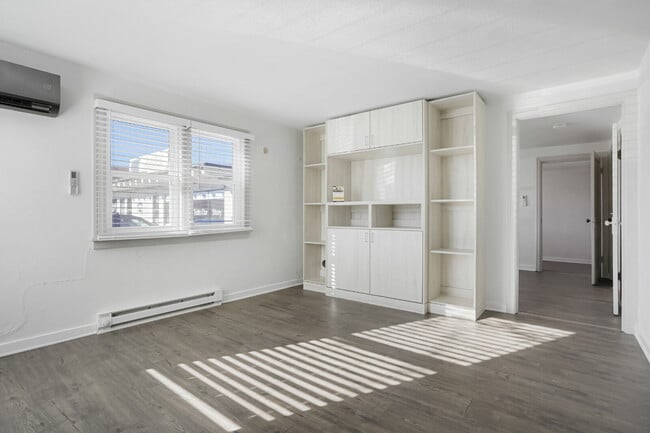 property at 7015 W 38th Ave