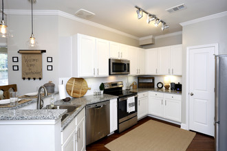 Sweetwater Apartments in Charleston, SC - Building Photo - Interior Photo