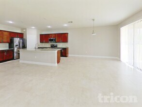 3604 Vega Creek Dr in St. Cloud, FL - Foto de edificio - Building Photo