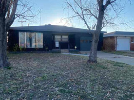 308 Santa Fe St in Borger, TX - Building Photo - Building Photo