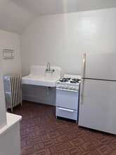 914 Wisconsin Ave, Unit 2 in Racine, WI - Building Photo - Building Photo