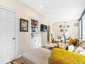 72 Dix St in Boston, MA - Building Photo - Building Photo