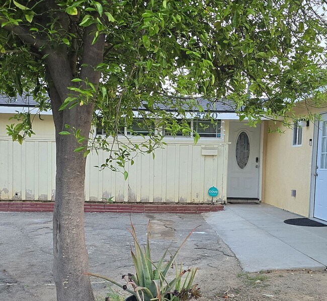 5720 Walter St in Riverside, CA - Building Photo - Building Photo
