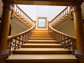 2 Ware St, Unit 511 in Cambridge, MA - Building Photo - Building Photo