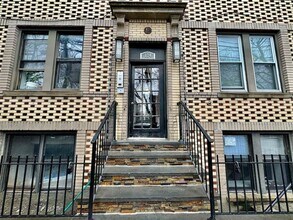 124 74th St in North Bergen, NJ - Foto de edificio - Building Photo