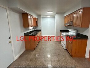 7708 25th St in Sacramento, CA - Building Photo - Building Photo