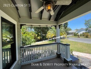 2825 Clinton St S in Gulfport, FL - Foto de edificio - Building Photo