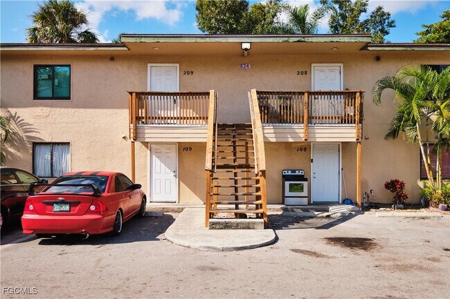 824 Alderman St in Ft. Myers, FL - Building Photo - Building Photo
