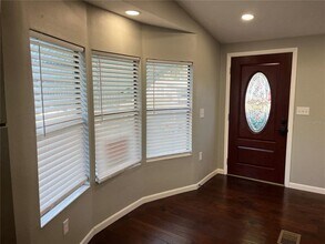 12100 Seminole Blvd in Seminole, FL - Building Photo - Building Photo