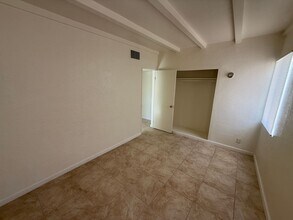 66099 Desert View Ave in Desert Hot Springs, CA - Building Photo - Building Photo