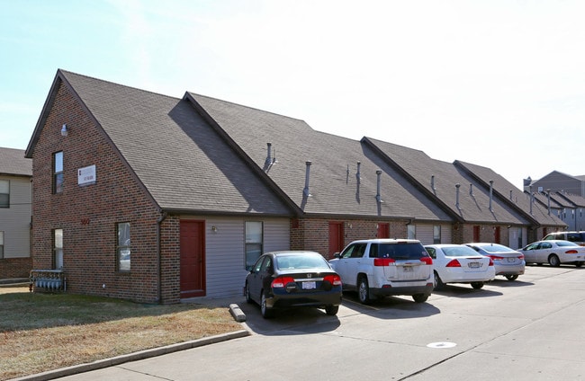 434-500 E Monroe St in Springfield, MO - Building Photo - Building Photo