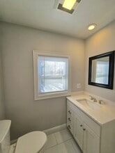 35 Phillips Ave in Stoughton, MA - Building Photo - Building Photo