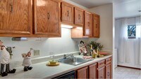 Building Photo - Sunset Ridge Apartments in Milwaukee, Wisconsin