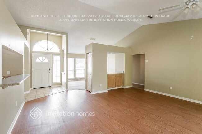 7842 Mactavish Way S in Jacksonville, FL - Building Photo - Building Photo