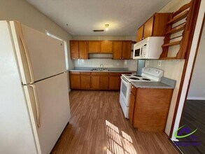 318 Bruce St in Warner Robins, GA - Building Photo - Building Photo