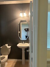 8127 Montague Manor Ln in Houston, TX - Building Photo - Building Photo