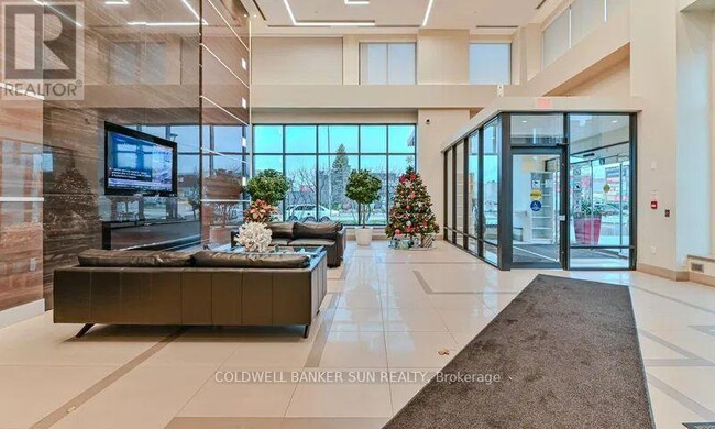 3975 Grand Park Dr in Mississauga, ON - Building Photo - Building Photo