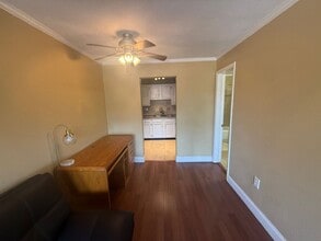 405 Dunwoody St in Tallahassee, FL - Building Photo - Building Photo