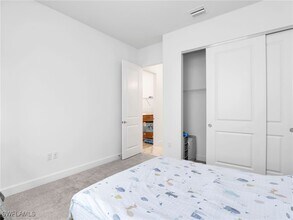 20329 Fair Oak Ln in Estero, FL - Foto de edificio - Building Photo