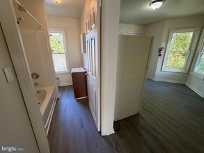 110 W Main St in Millville, NJ - Building Photo - Building Photo