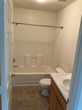 534 San Juan Ct in Merced, CA - Building Photo - Building Photo