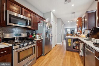 1126 S 15th St in Philadelphia, PA - Building Photo - Building Photo