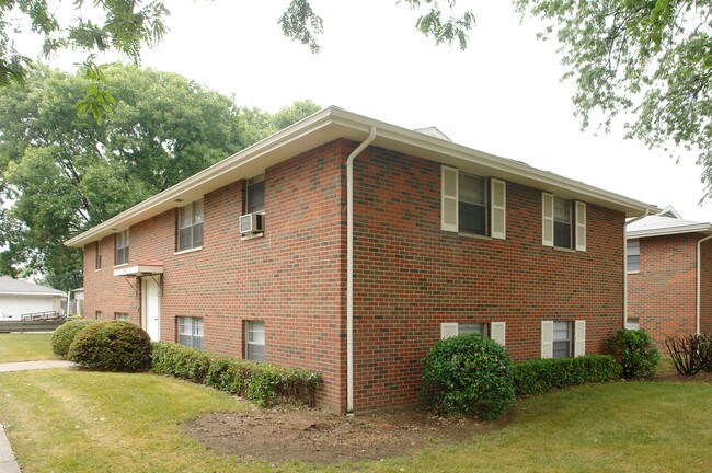 1533 Elmwood Ave in Columbus, OH - Foto de edificio - Building Photo