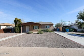 8525 N 30th Dr in Phoenix, AZ - Building Photo - Building Photo