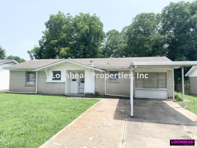 property at 1104 Ashland Dr