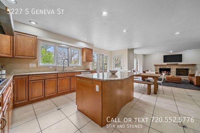 5227 S Geneva St in Englewood, CO - Building Photo - Building Photo