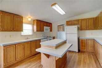 12541 Meadow Green Ln in Justin, TX - Building Photo - Building Photo